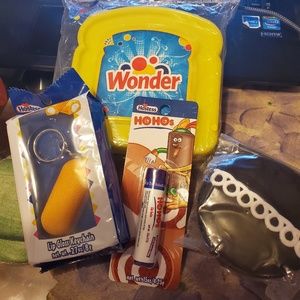 Hostess 4-Piece  Lipgloss & Trinket Box Set NEW